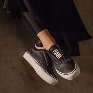VANS X KARL LAGERFELD OLD SKOOL LACELESS PLATFORM